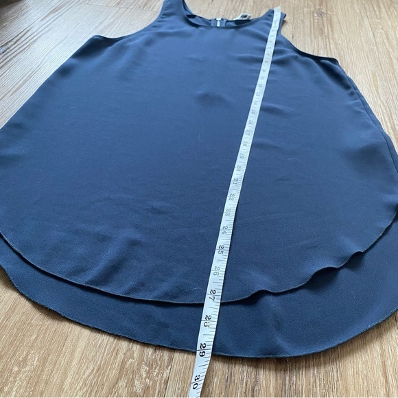 Wilfred | Aritzia Sevres Sleeveless Zip-Back Blouse Blue - Picture 13 of 16